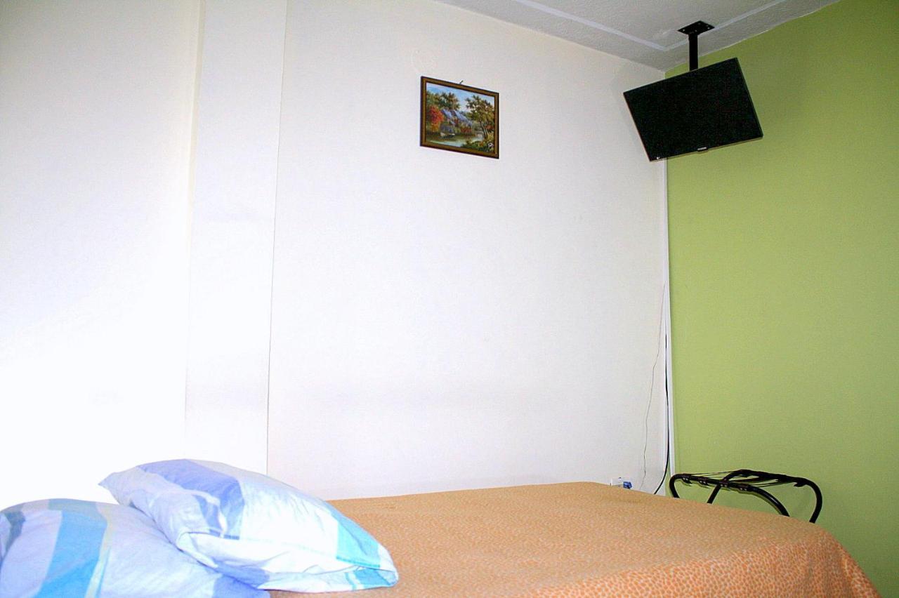 Hostel Casa Alb Богота Екстер'єр фото