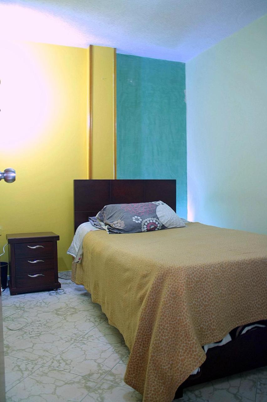 Hostel Casa Alb Богота Екстер'єр фото